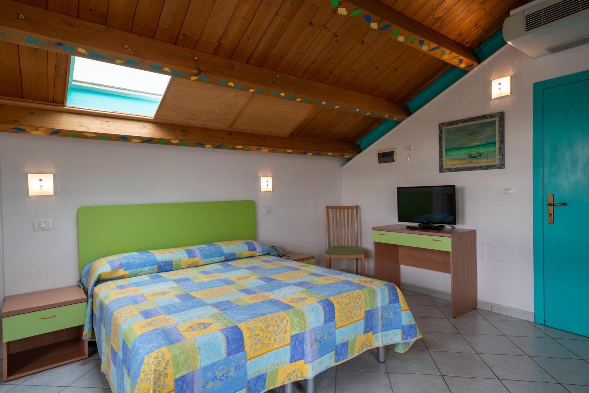 Hotel Marconi Cattolica Dış mekan fotoğraf