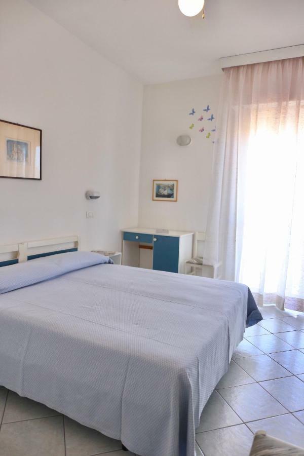 Hotel Marconi Cattolica Dış mekan fotoğraf